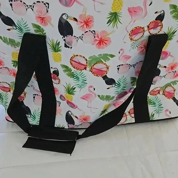 Insulated Beach Tote - Picture 6 of 6